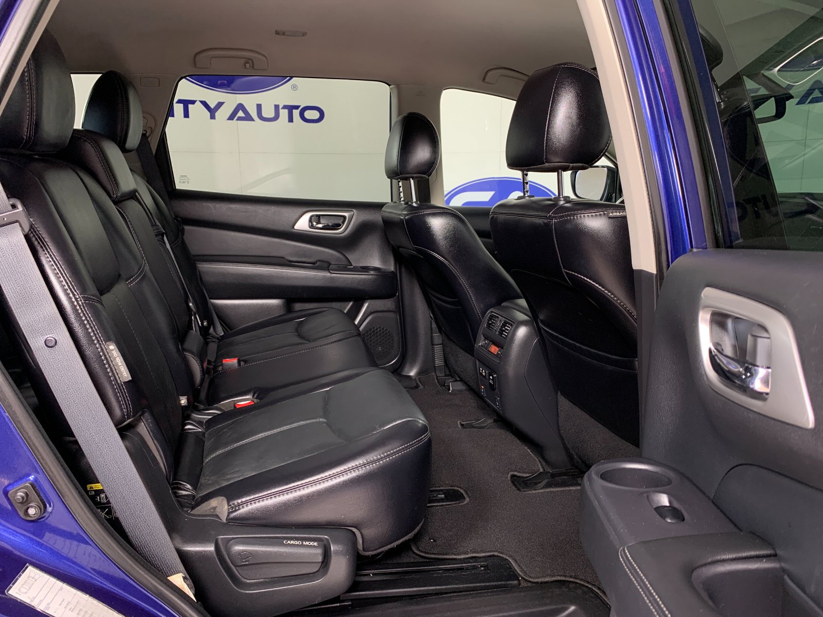 Used 2020 Nissan Pathfinder SL FWD image 38