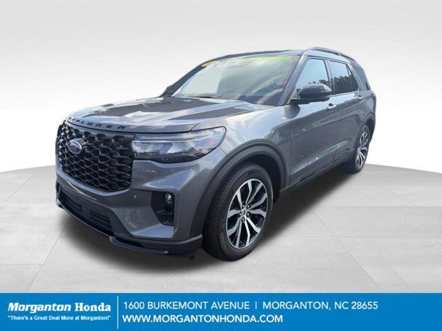 Used 2025 Ford Explorer ST-Line RWD image 3