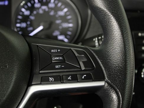 Certified 2018 Nissan Rogue S image 24