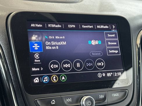 Used 2022 Chevrolet Equinox RS w/ RS Leather Package FWD image 18