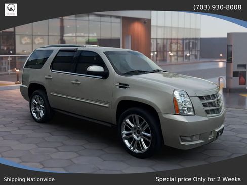 Used 2013 Cadillac Escalade Premium AWD/4WD image 1