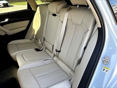 Used 2023 Audi Q5 e Prestige image 21