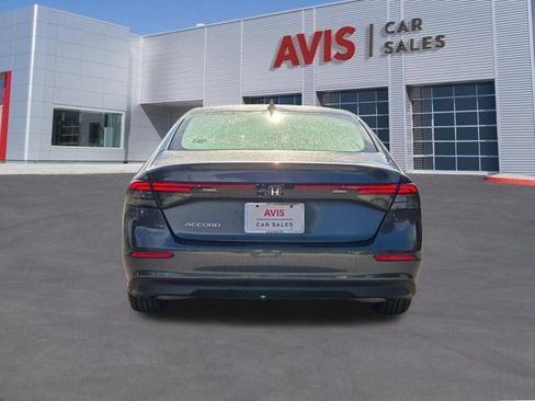 Used 2025 Honda Accord SE image 9