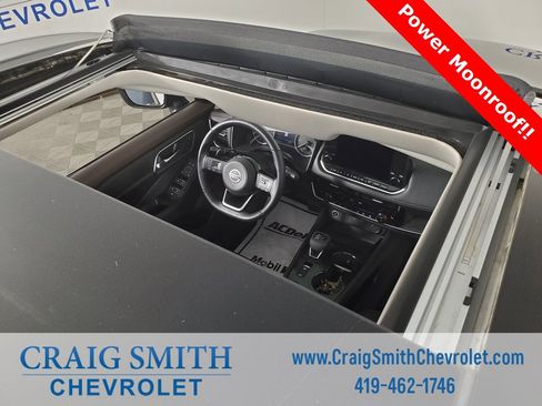 Used 2021 Nissan Rogue SL w/ Premium Package image 5