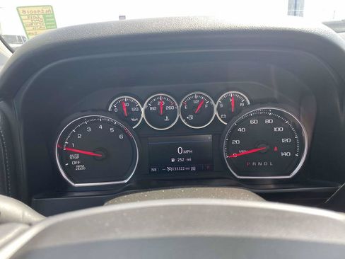 Used 2019 Chevrolet Silverado 1500 LT Trail Boss AWD/4WD image 30