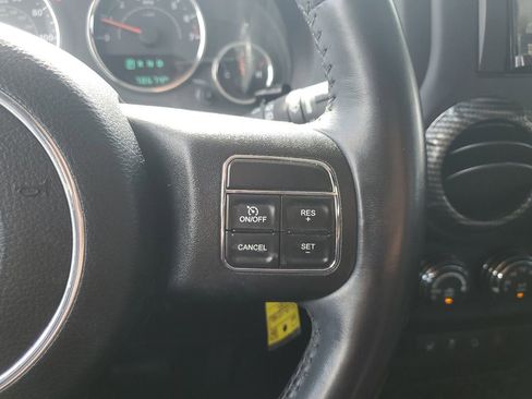 Used 2015 Jeep Wrangler Unlimited Sahara w/ Connectivity Group image 26