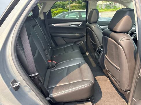 Used 2018 Cadillac XT5 Premium Luxury w/ Driver Assist Package AWD/4WD image 25