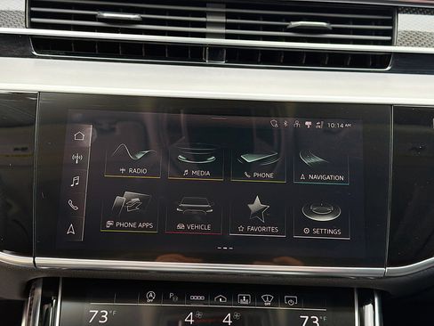 Used 2023 Audi S8 4.0T image 32