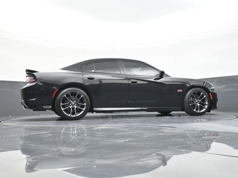 Used 2023 Dodge Charger Scat Pack w/ Technology Group RWD image 40