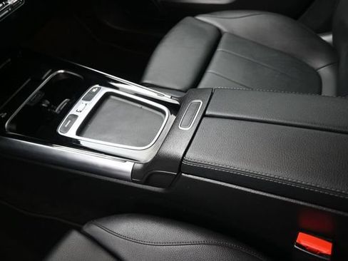 Certified 2025 Mercedes-Benz GLA 250 image 31