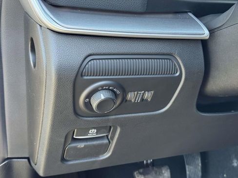 New 2026 Jeep Grand Wagoneer 4WD image 18