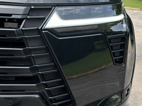 Used 2026 Lexus GX 550 w/ Accessory Package (2T) AWD/4WD image 20