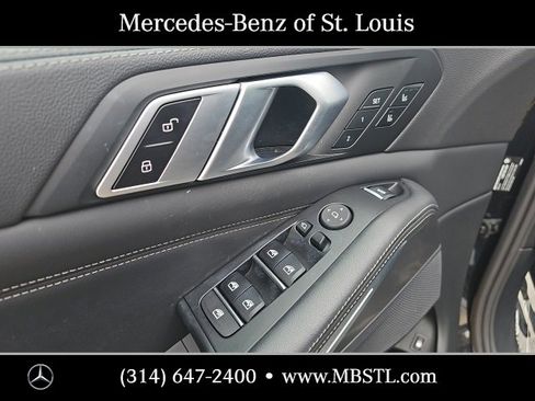 Used 2022 BMW X5 xDrive45e w/ M Sport Package image 22