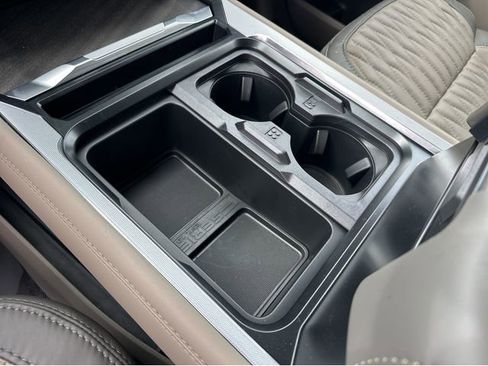 New 2026 Ford F450 Platinum w/ Platinum Plus Package image 34