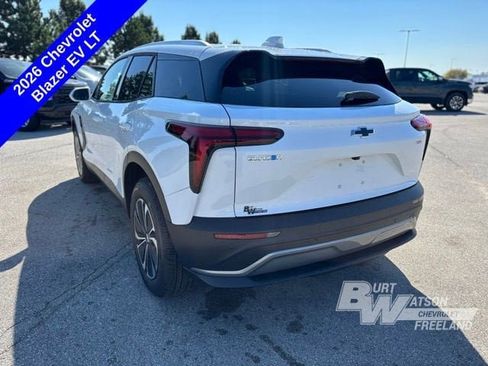New 2026 Chevrolet Blazer EV LT image 4