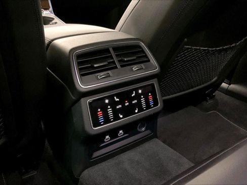 Used 2023 Audi A6 Premium Plus w/ Premium Plus Package image 34