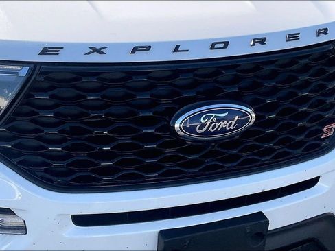 Certified 2020 Ford Explorer ST w/ ST Street Pack AWD/4WD image 31