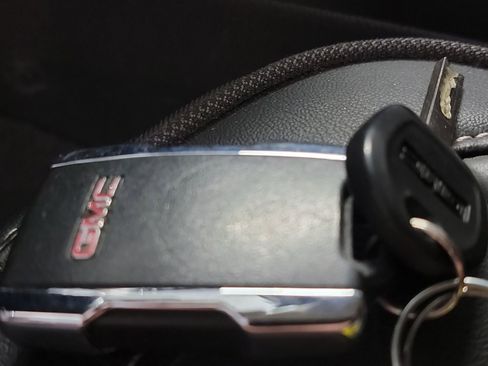 Used 2021 GMC Canyon Denali image 31