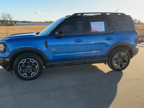 Used 2025 Ford Bronco Sport Outer Banks image 6