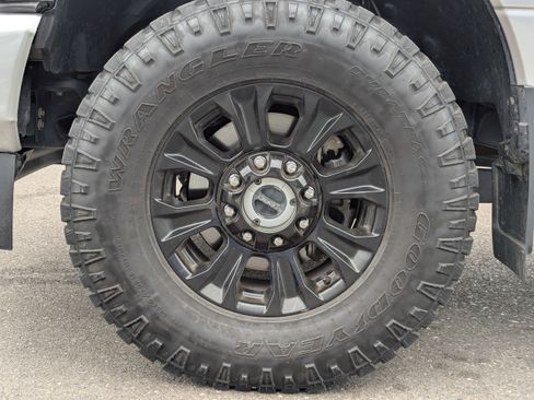 Used 2022 Ford F350 Platinum AWD/4WD image 53