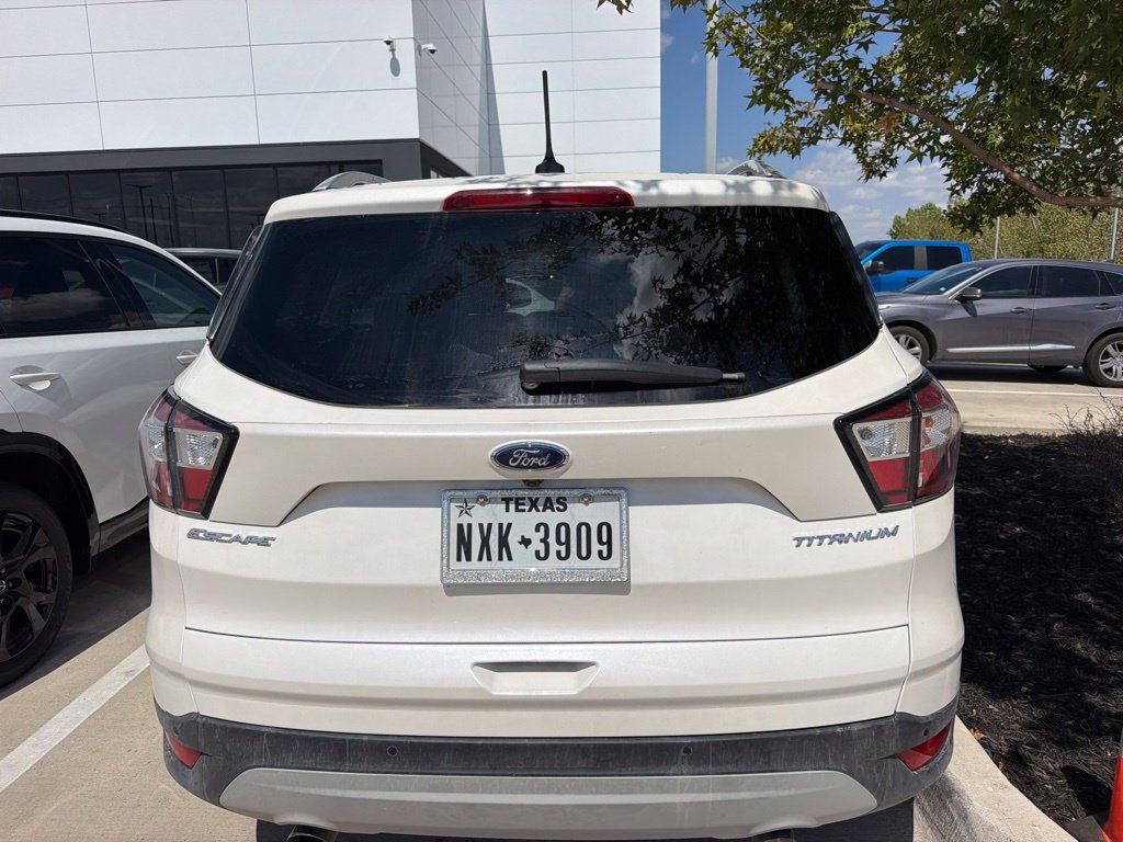 Used 2018 Ford Escape Titanium AWD/4WD image 8
