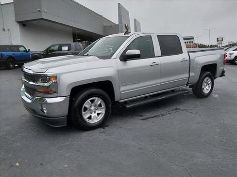 Used 2018 Chevrolet Silverado 1500 LT w/ All Star Edition RWD image 8