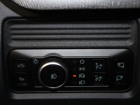 New 2026 Ford F350 4x4 Crew Cab DRW Super Duty image 38