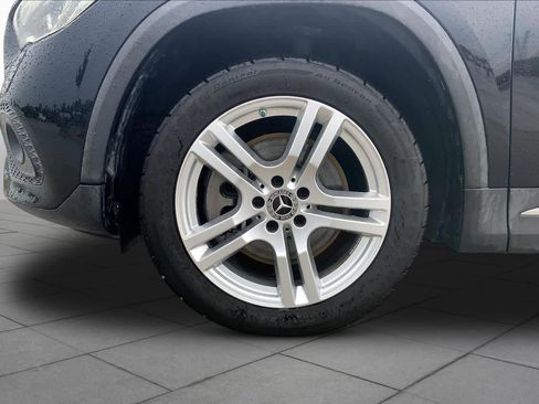 Certified 2021 Mercedes-Benz GLA 250 image 11
