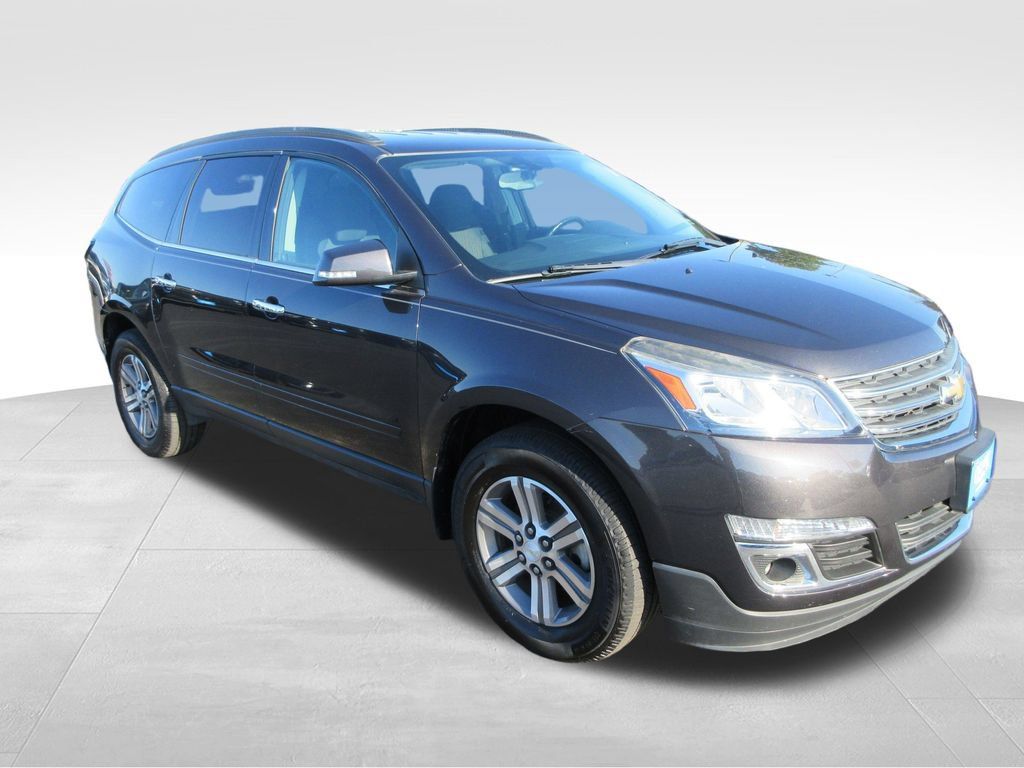 Certified 2017 Chevrolet Traverse LT FWD image 7