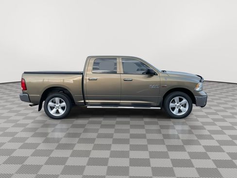 Used 2013 RAM 1500 Classic SLT w/ Premium Display Pkg image 8