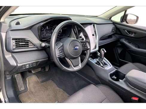 Used 2024 Subaru Outback Premium image 13