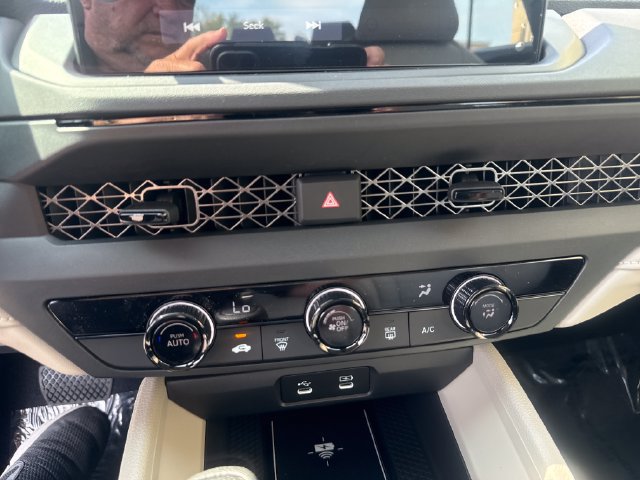 New 2026 Honda Accord LX image 16