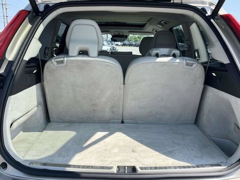 Used 2016 Volvo XC90 T6 Momentum w/ Momentum Plus Package AWD/4WD image 22