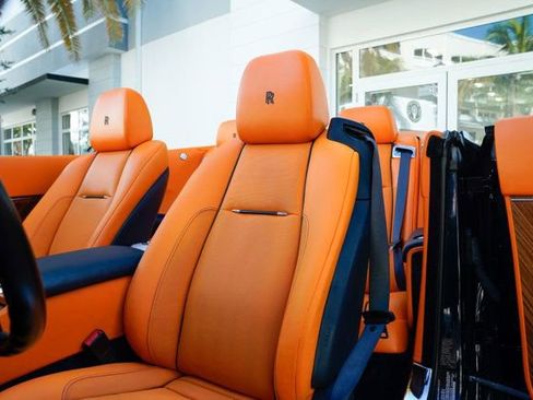 Used 2016 Rolls-Royce Dawn image 58