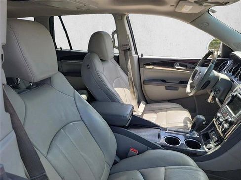 Used 2016 Buick Enclave Leather FWD image 12