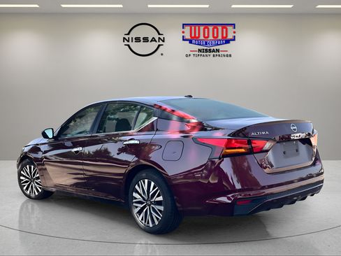 Certified 2025 Nissan Altima 2.5 SV FWD image 4