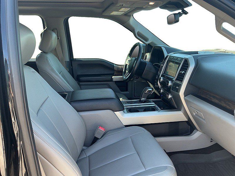 Used 2018 Ford F150 Lariat w/ Equipment Group 502A Luxury AWD/4WD image 14