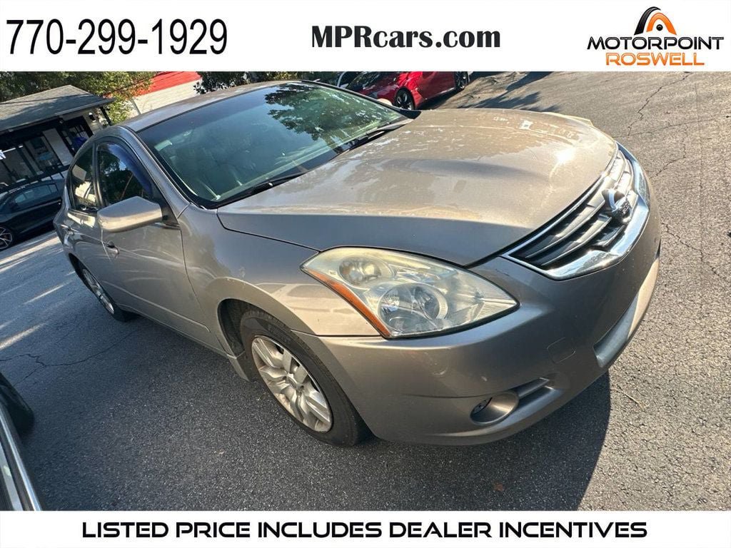 Used 2011 Nissan Altima 2.5 S FWD image 1
