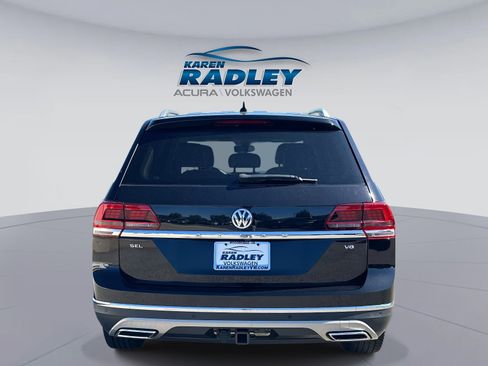 Used 2019 Volkswagen Atlas SEL image 2
