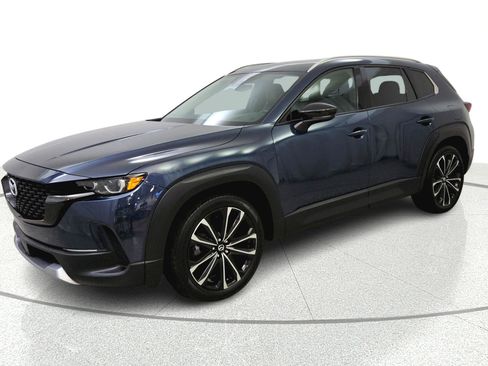 Used 2023 MAZDA CX-50 AWD 2.5 S w/ Premium Plus Pkg image 3