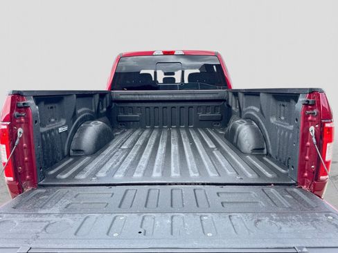Used 2019 Ford F150 XLT w/ Equipment Group 302A Luxury AWD/4WD image 38