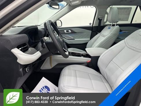 New 2026 Ford Explorer Platinum w/ LUX Leather Package image 26