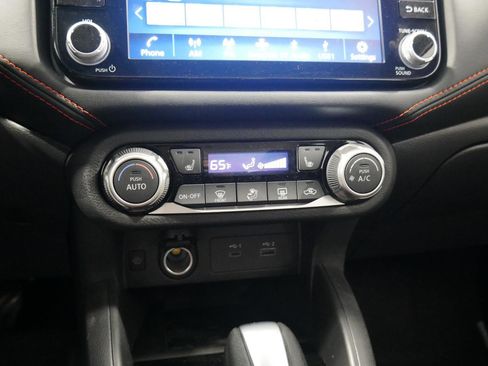 New 2025 Nissan Versa SR w/ Trunk Package image 22