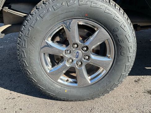 Used 2019 Ford F150 XLT w/ Equipment Group 302A Luxury image 12