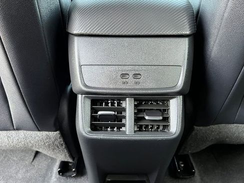 Used 2026 Chevrolet Equinox LT w/ Convenience Package II AWD/4WD image 36