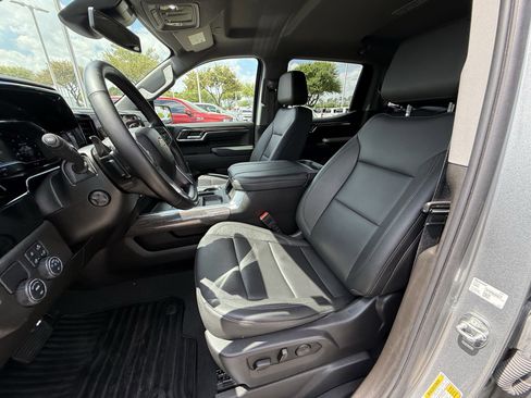 Used 2024 Chevrolet Silverado 1500 LTZ image 27