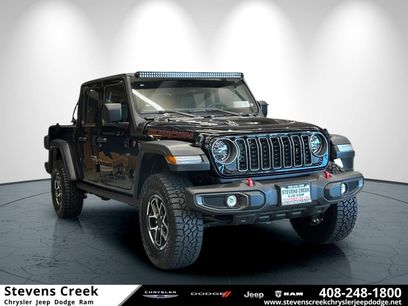New 2025 Jeep Gladiator Rubicon w/ Convenience Group