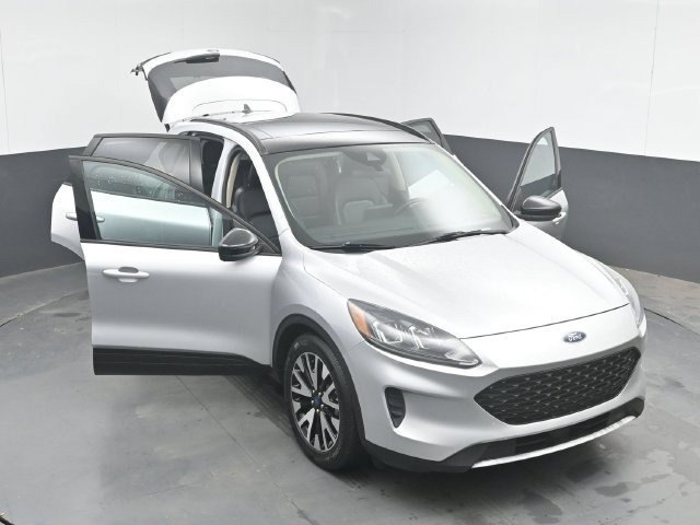 Used 2020 Ford Escape SE Sport FWD image 52