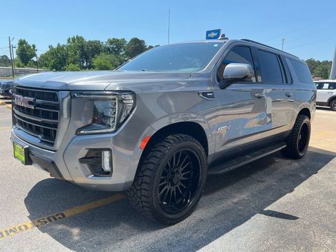 Used 2022 GMC Yukon XL AT4 w/ Max Trailering Package AWD/4WD image 5