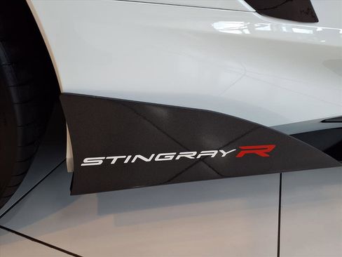 Used 2020 Chevrolet Corvette Stingray Coupe w/ Battery Protection Package image 13